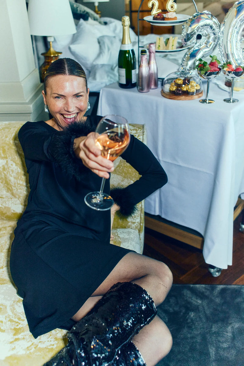 FQElva kjóll svartur